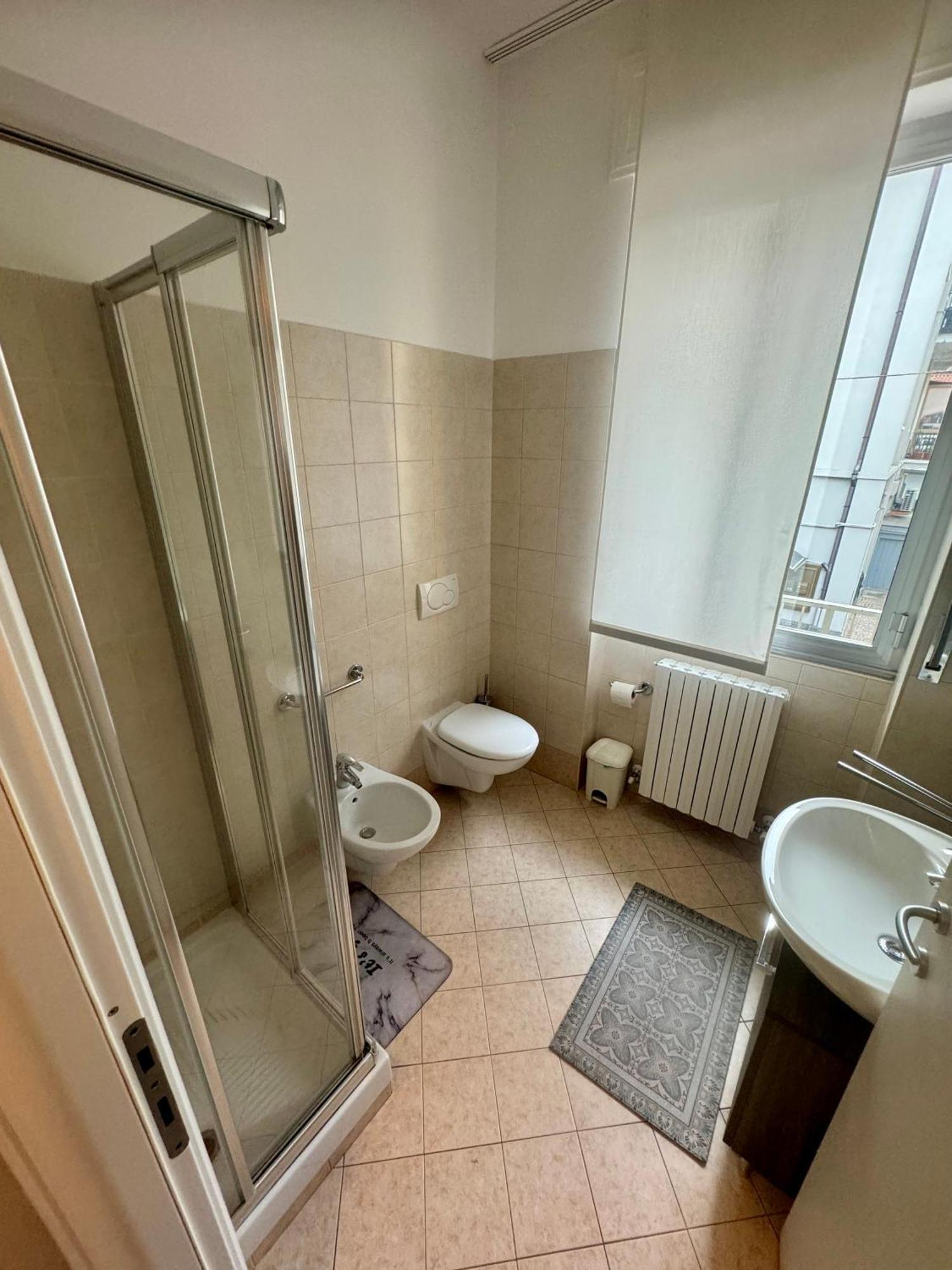 Casa Tito - Accogliente Monolocale A Due Passi Dalla Stazione Cesano Maderno Ngoại thất bức ảnh